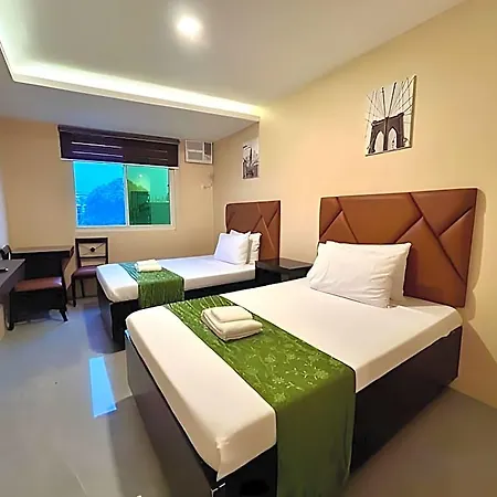 Reddoorz Plus Seventy Five Inn Near Manila Airport