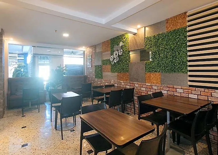 Reddoorz Seventy Five Near Airport 酒店 马尼拉