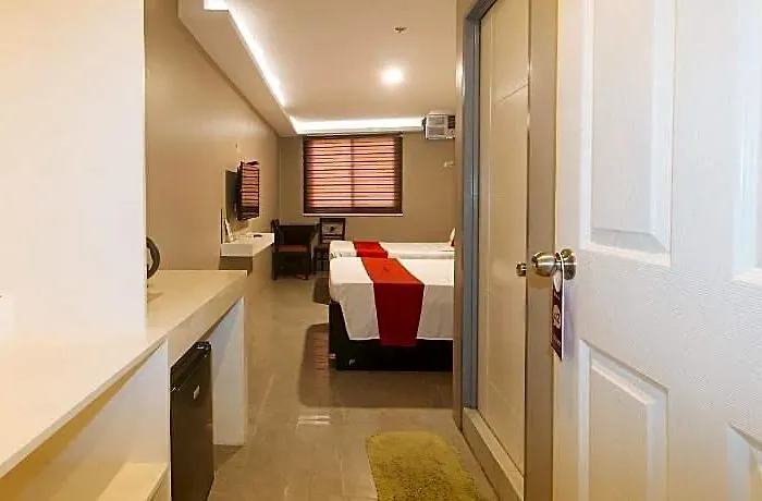 Reddoorz Seventy Five Near Airport 2* Manila